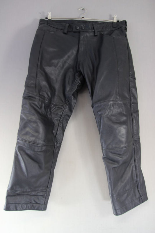 TORQUE BLACK LEATHER BIKER JEANS/TROUSERS + HIP/KNEE ARMOUR: WAIST 36"/LEG 29"